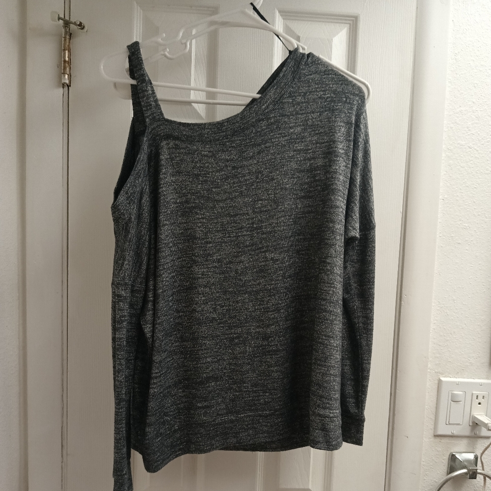 Off the Shoulder Long Sleeve Top
